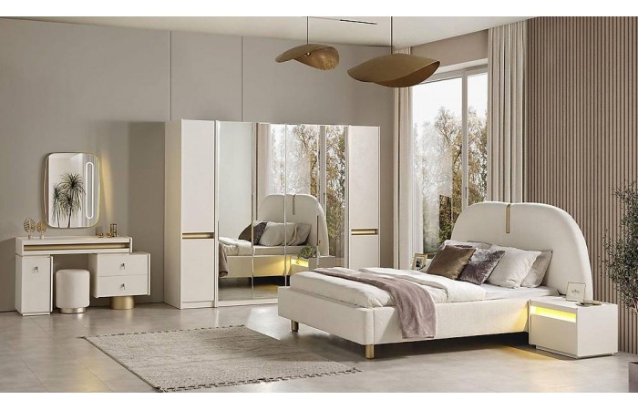 Hennes Yatak Odası - 6 Kapılı