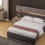 Lova Bazalı Yatak Odası - 6 Kapılı Yatak Odası