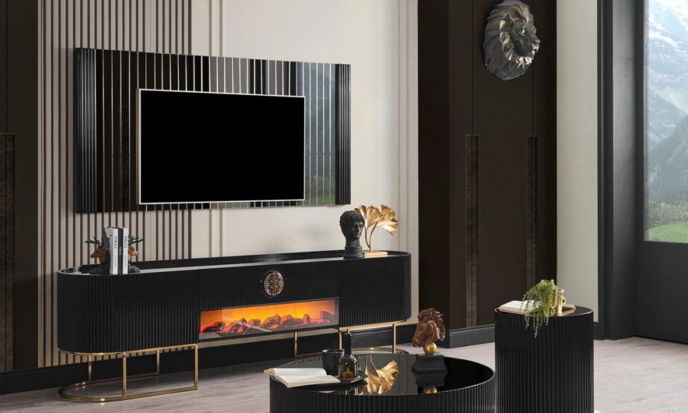 Gucci Şömineli Gold Metal Ayaklı Tv Ünitesi Gucci Şömineli Gold Metal Ayaklı Tv Ünitesi