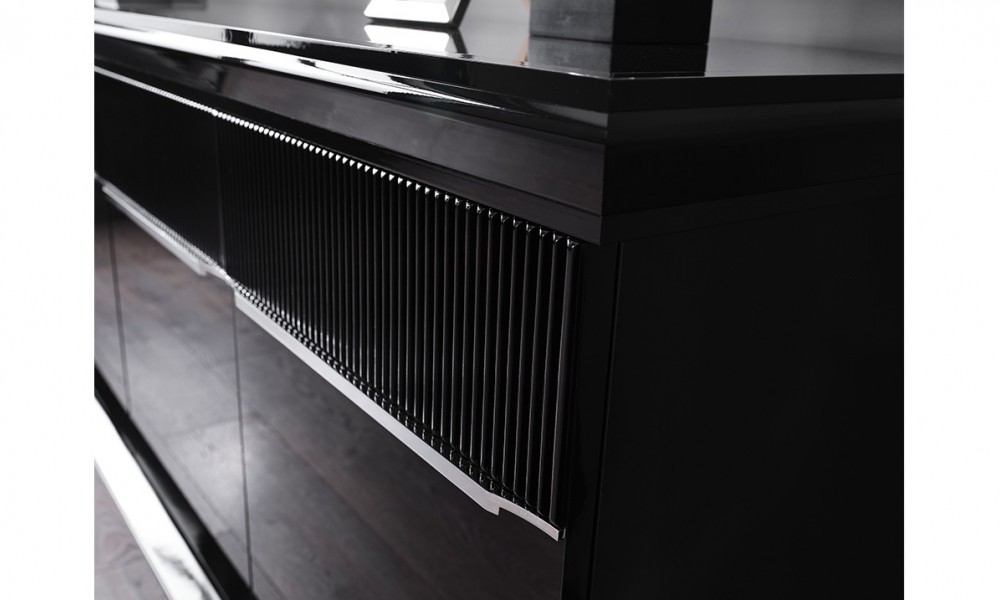 Masarati Gümüş Metal Ayaklı Yemek Odası Takımı