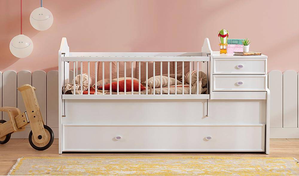 Layla Yavrulu Beşik Beşik