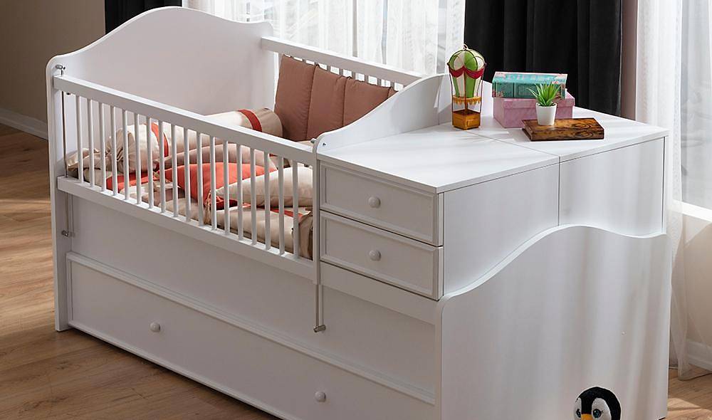 Veronica Yavrulu Beşik Beşik