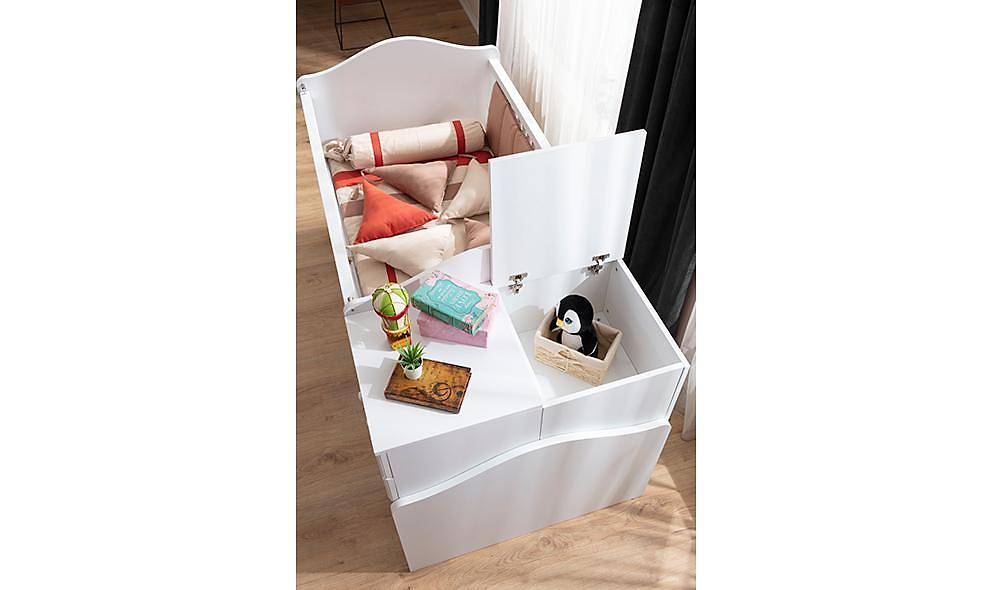 Veronica Yavrulu Beşik Beşik