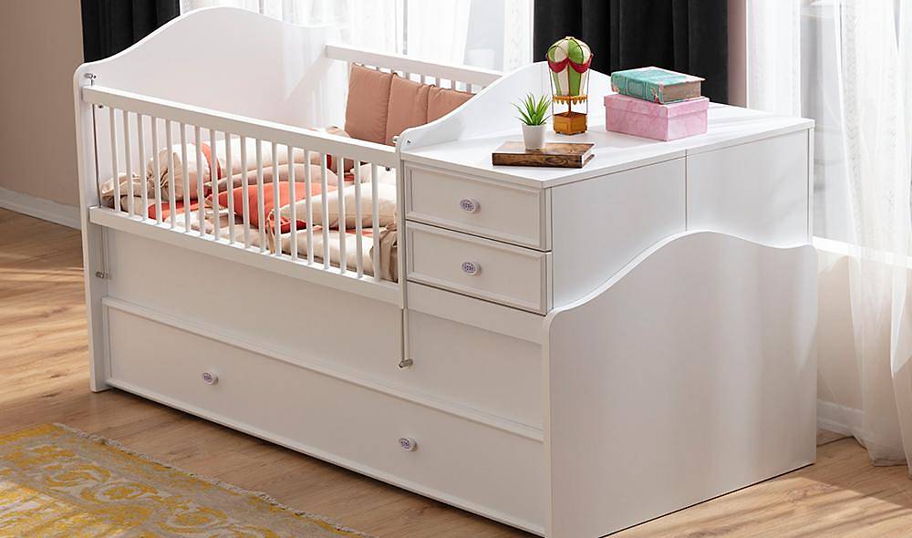 Layla Yavrulu Beşik Beşik