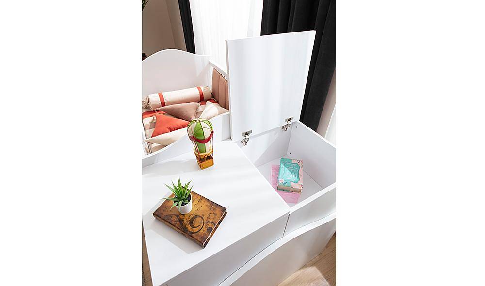 Layla Yavrulu Beşik Beşik