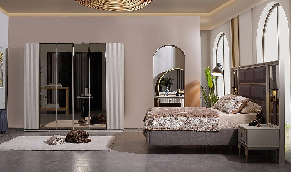 Polker Yatak Odası - 6 Kapılı Yatak Odası