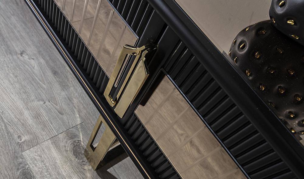 Cavalli Luxury Siyah Tv Ünitesi TV Ünitesi