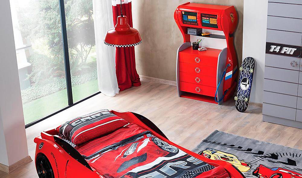 Tt Arabalı Genç Odası - Kırmızı Genç Odası