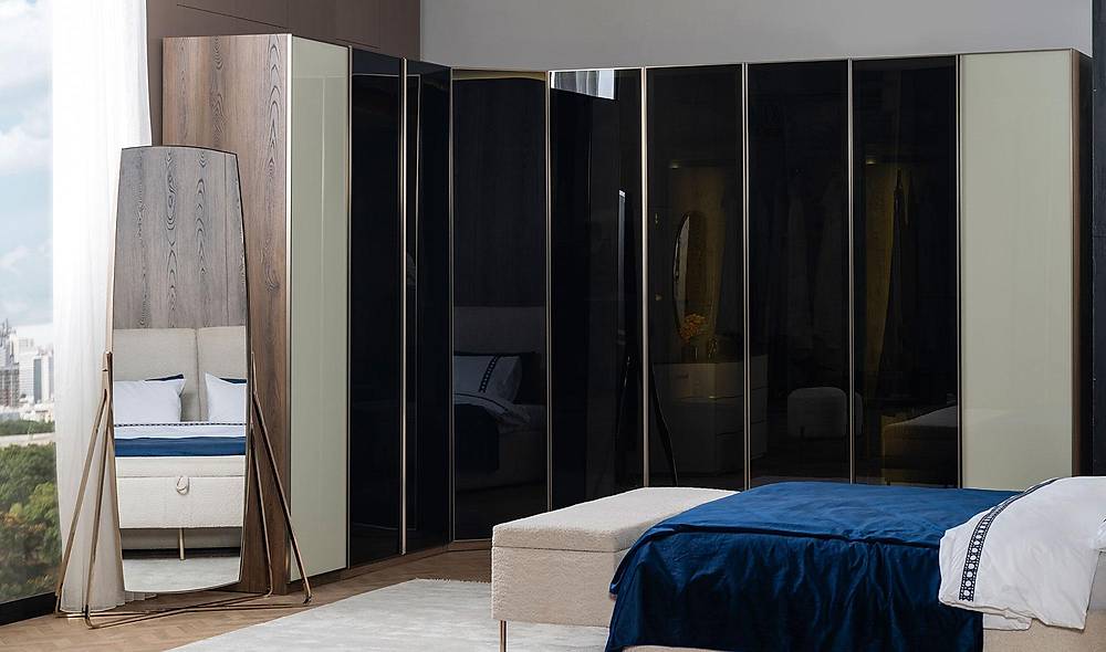 Mostera Bazalı Yatak Odası - Köşe Dolaplı Giyinme Odası