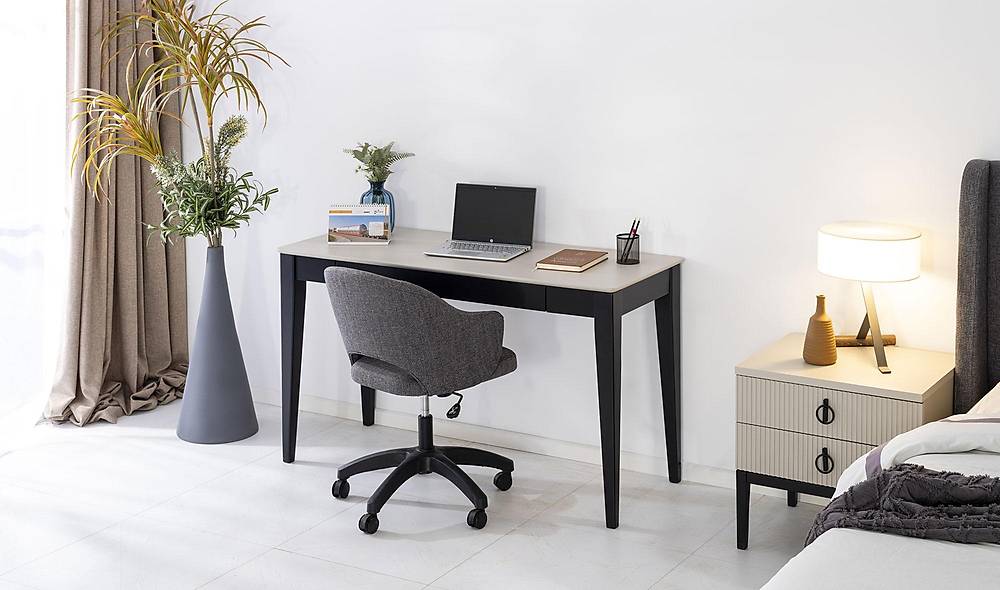 Milenyum Genç Odası Genç Odası