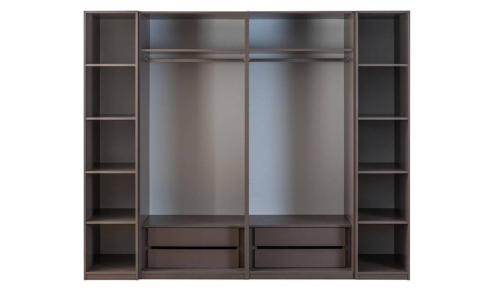 Lova Bazalı Yatak Odası - 6 Kapılı Yatak Odası