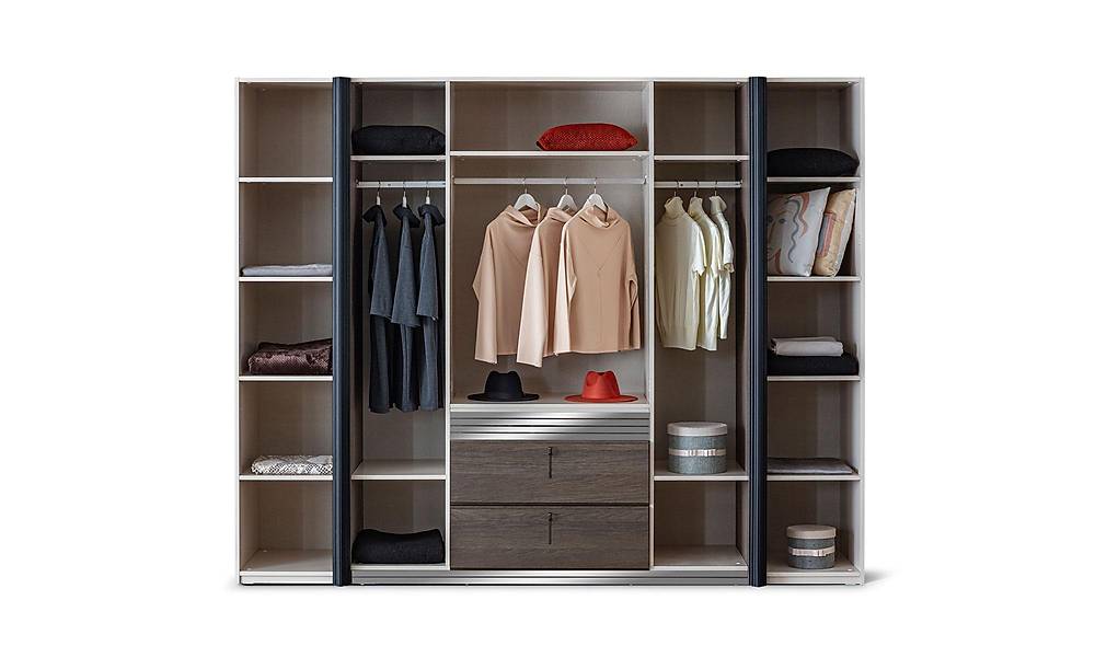 Rolete Bazalı Yatak Odası Yatak Odası