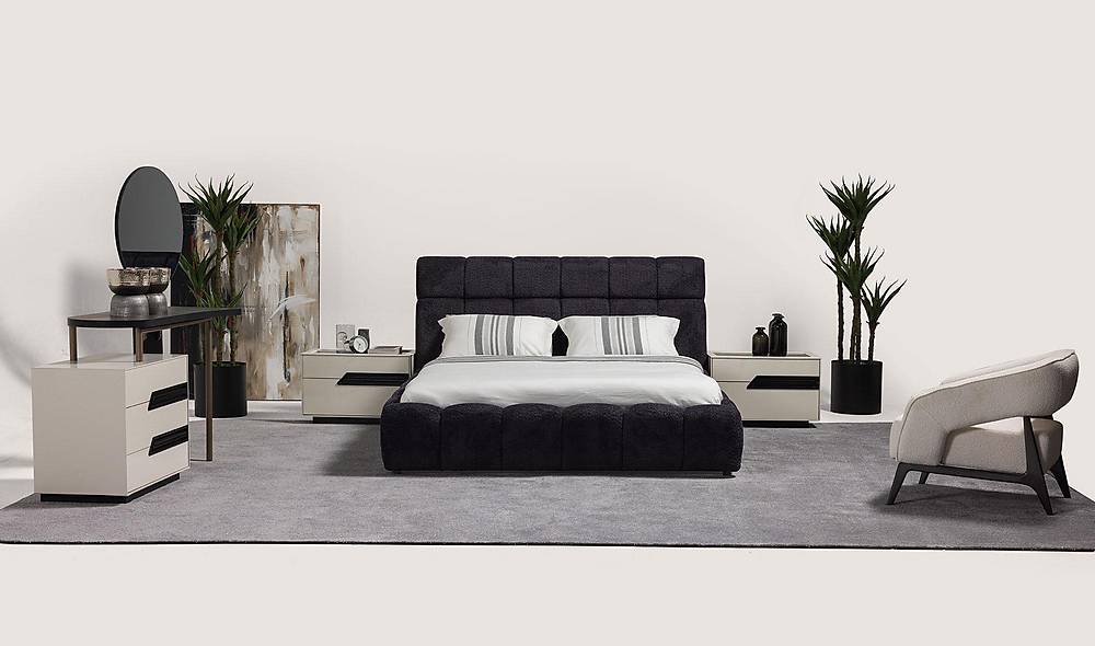 Pietra Yatak Odası - 6 Kapılı Yatak Odası