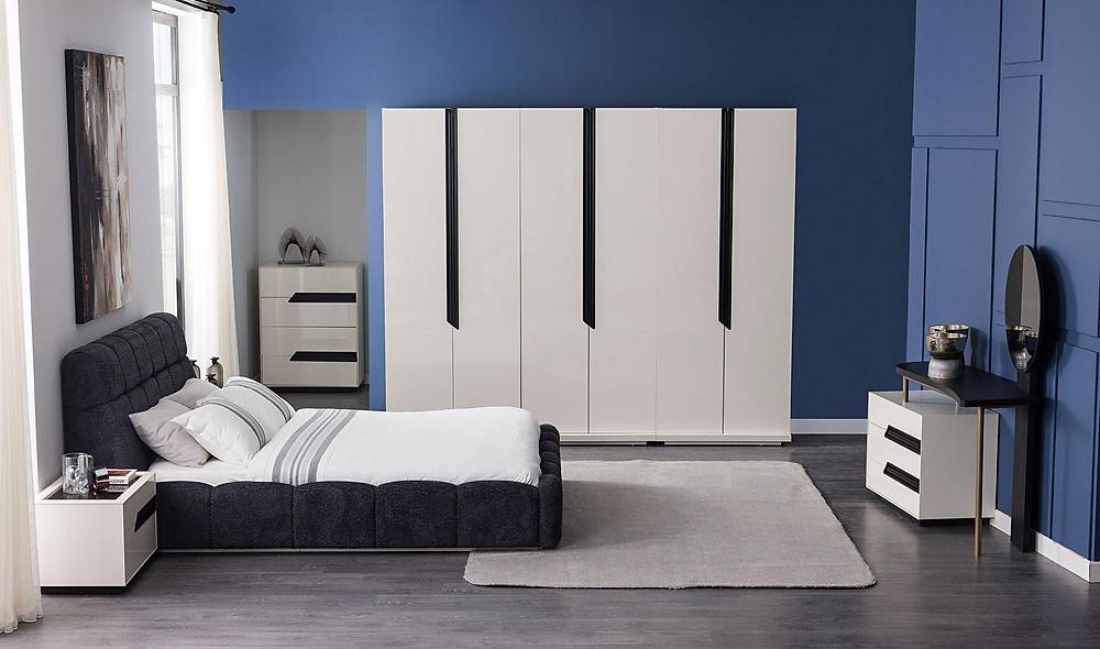 Pietra Yatak Odası - 6 Kapılı Yatak Odası