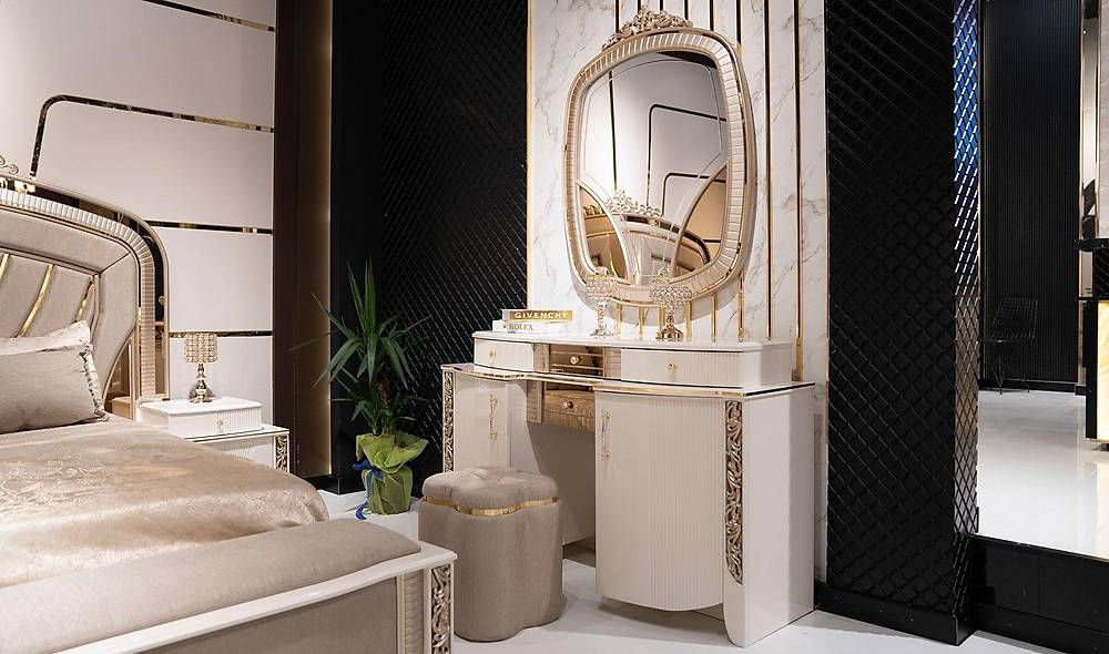 Lady Yatak Odası Yatak Odası