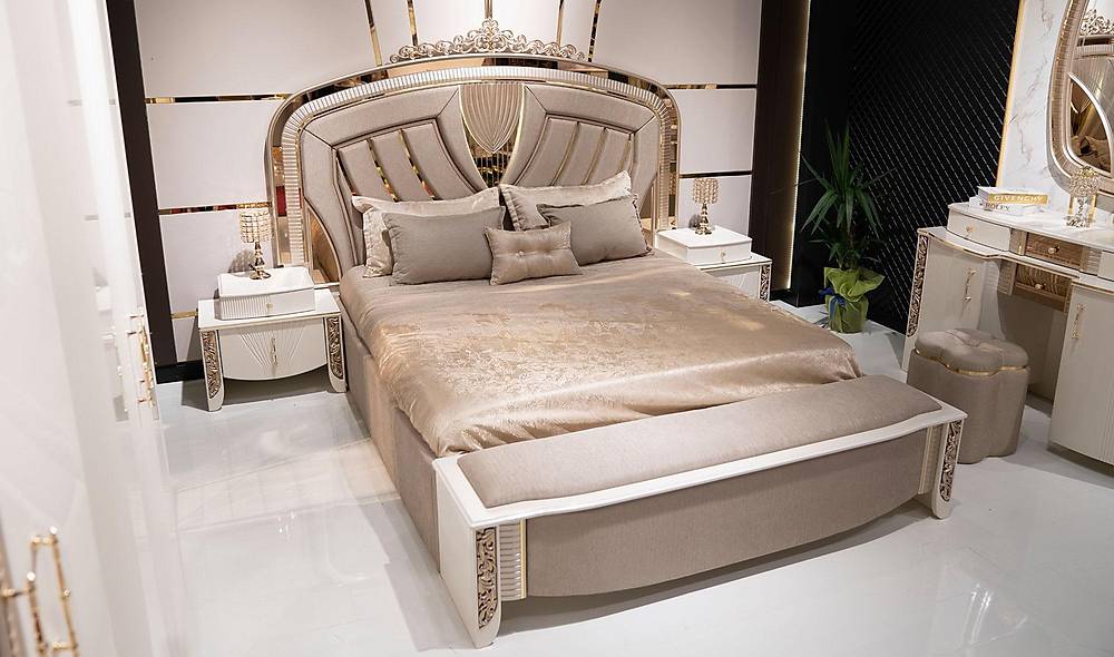 Lady Yatak Odası Yatak Odası