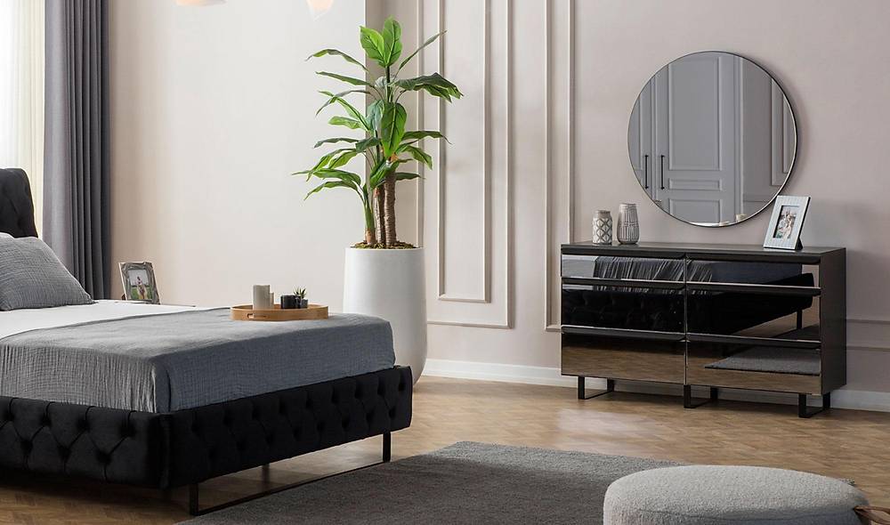 Palace Bazalı Yatak Odası - 6 Kapılı Yatak Odası