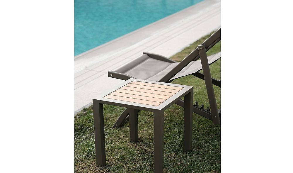 Lines Şezlong Bahçe Mobilyası