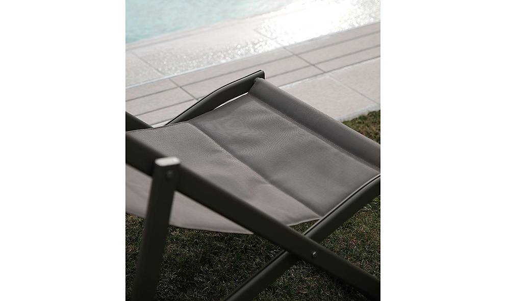 Lines Şezlong Bahçe Mobilyası