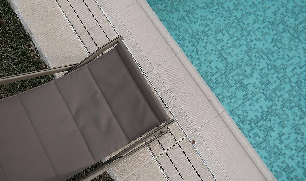 Lines Şezlong Bahçe Mobilyası