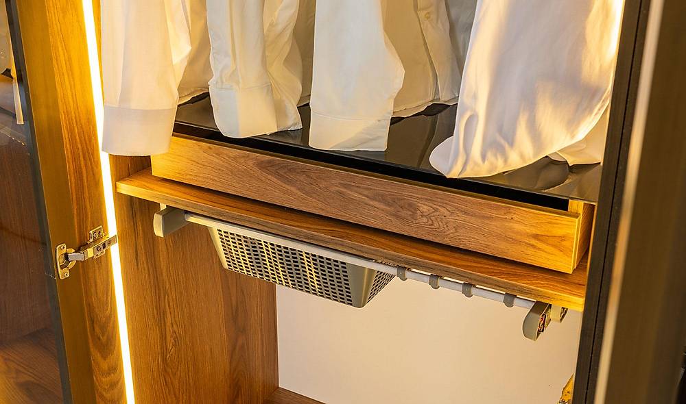 Montego Bazalı Yatak Odası - Köşe Dolaplı Giyinme Odası