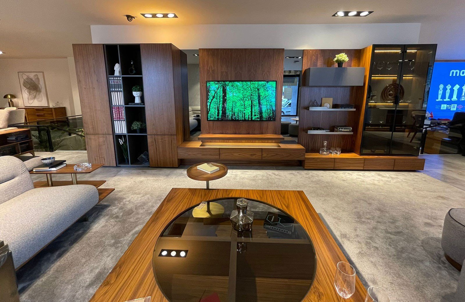 Lisaa Tv Ünitesi TV Ünitesi