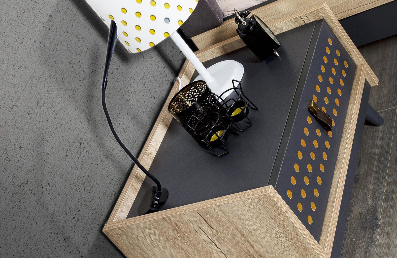 Zain Büyük Siyah Led Genç Odası