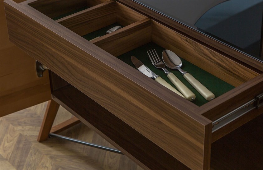 Zoya Konsol Konsollar