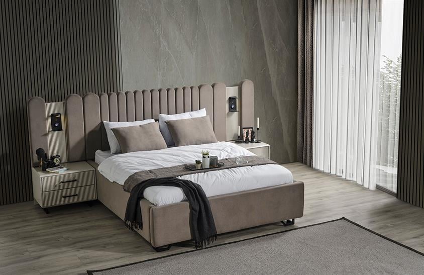 Ashwini Giyinme Odası Yatak Odası