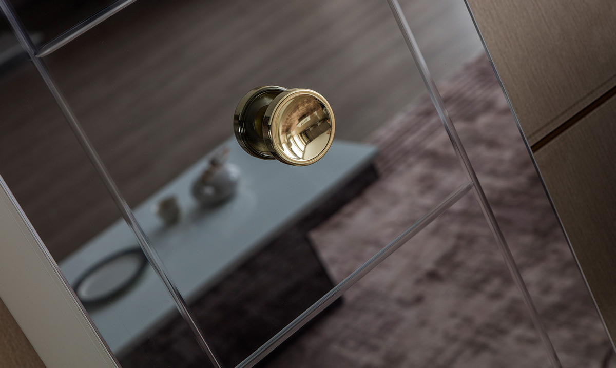 Lexus Gold Metal Ayaklı Tv Ünitesi TV Ünitesi