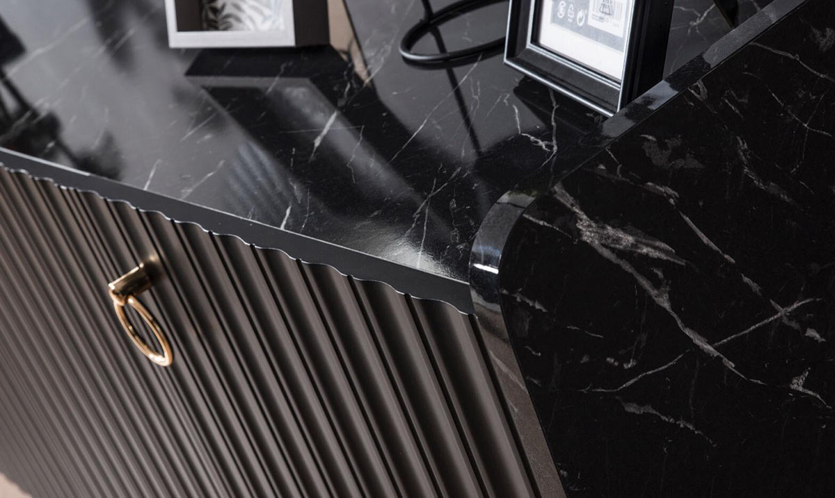 Almanya Siyah Yemek Odası Takımı Yemek Odası