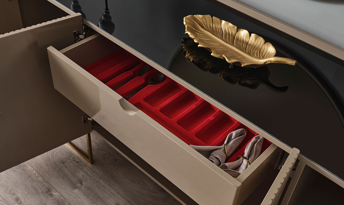 Gucci Gold Metal Ayaklı Yemek Odası Takımı Yemek Odası