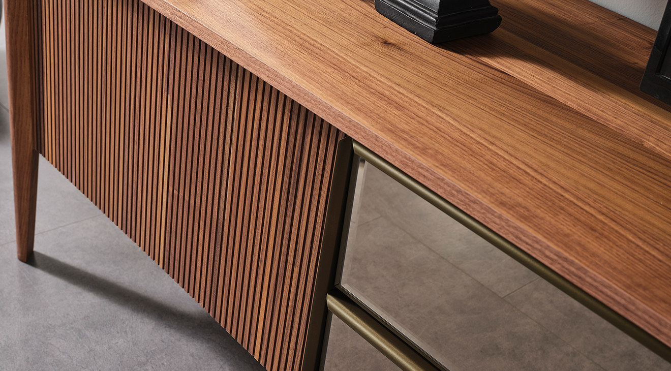 Antik Ahşap Ayaklı Tv Ünitesi TV Ünitesi