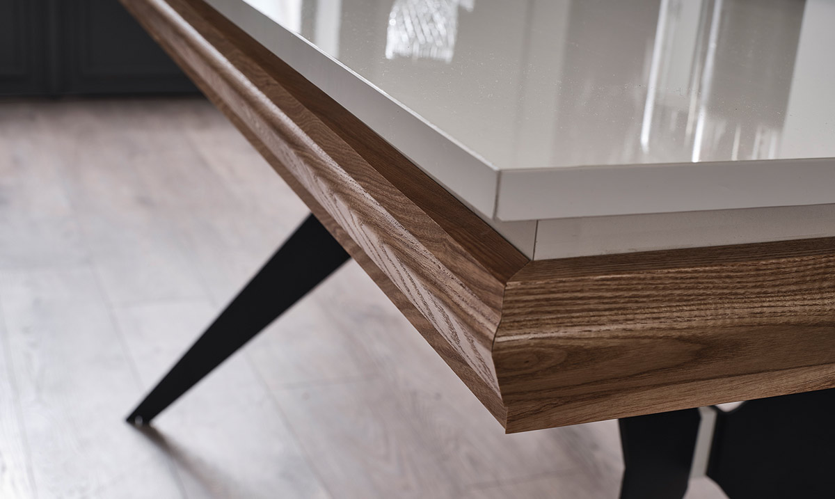 Elize Metal Ayaklı Yemek Masası Masalar