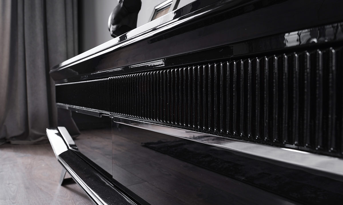 Masarati Gümüş Metal Ayaklı TV Ünitesi TV Ünitesi