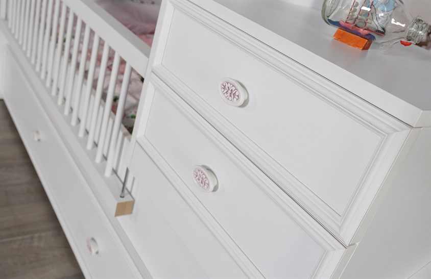 Lorella Beşik Beşik