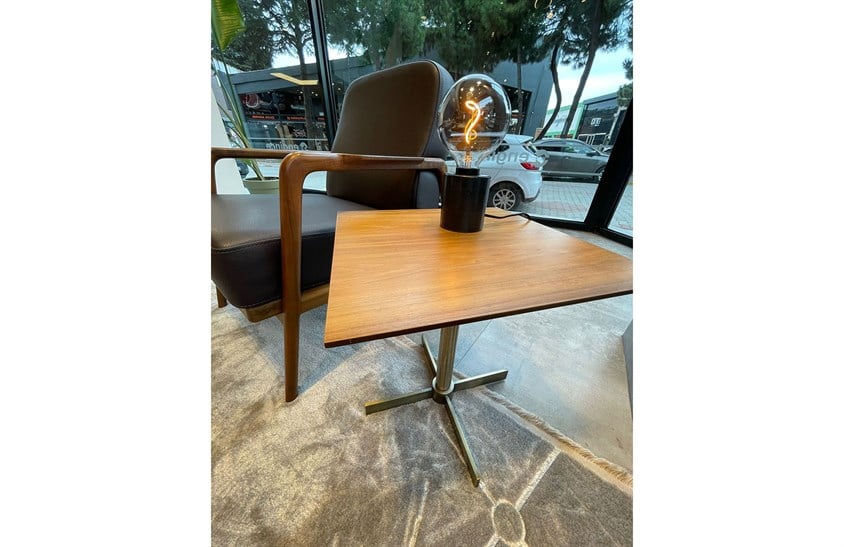 Lisaa Yan Sehpa Ahşap Sehpa ve Aksesuar