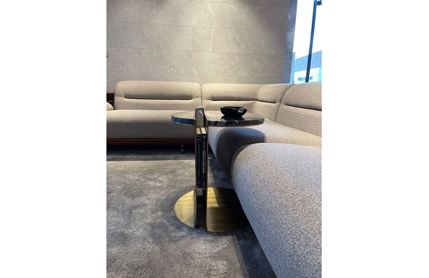 Lisaa ST- Bölmeli Yan Sehpa Pirinç Sehpa ve Aksesuar